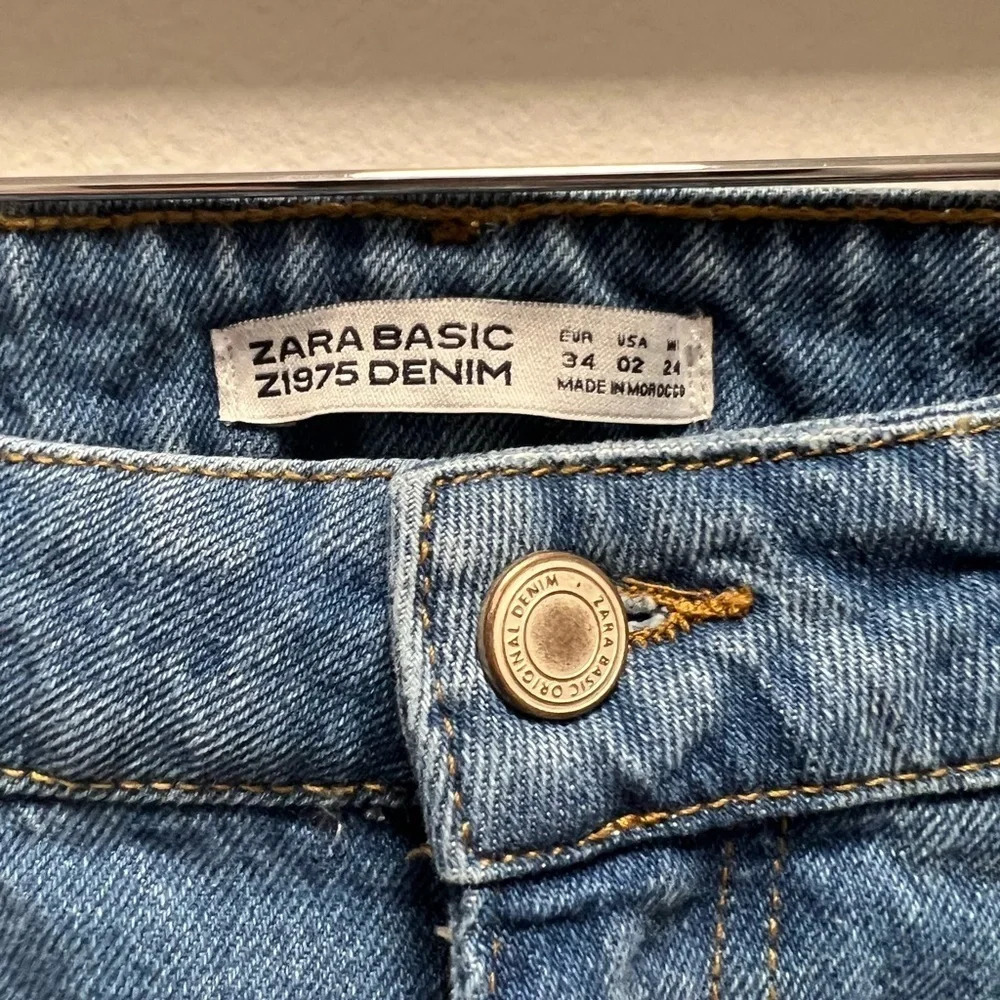 Zara Denim Crop Ruffle Jeans - Picture 8 of 8
